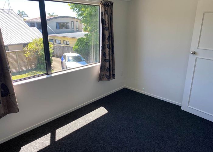  at 22 Hawke Crescent, Beachlands, Auckland