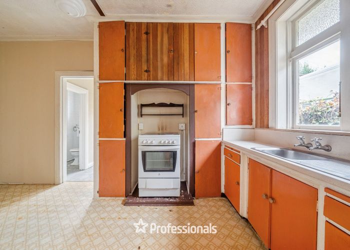  at 37 Hardy Street, Waterloo, Lower Hutt, Wellington