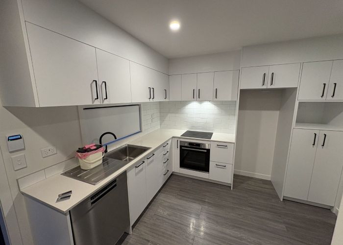  at 2E Ellen Avenue, Hillcrest, North Shore City, Auckland