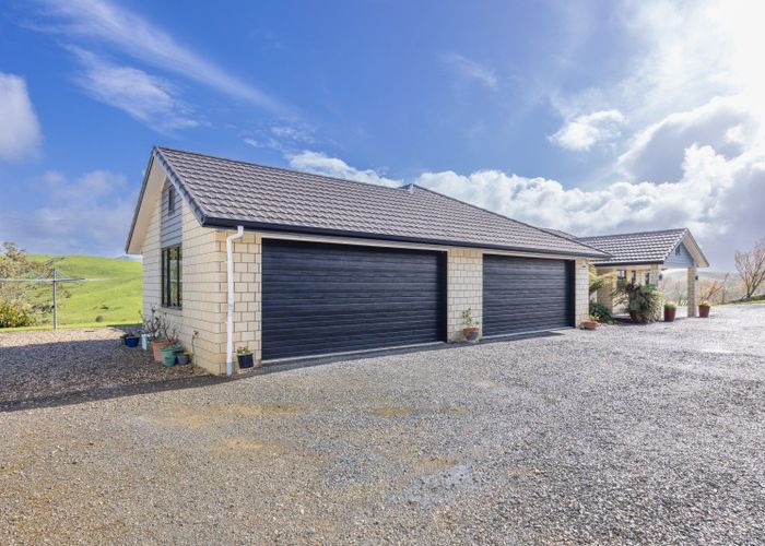  at 32 Duval Way, Whatawhata