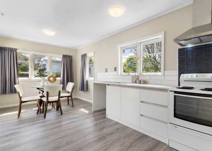  at 11 Frances Street, Manurewa, Manukau City, Auckland