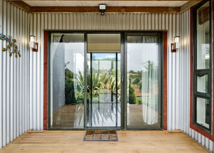  at 38 Truby King DR, Karitane, WAIKOUAITI