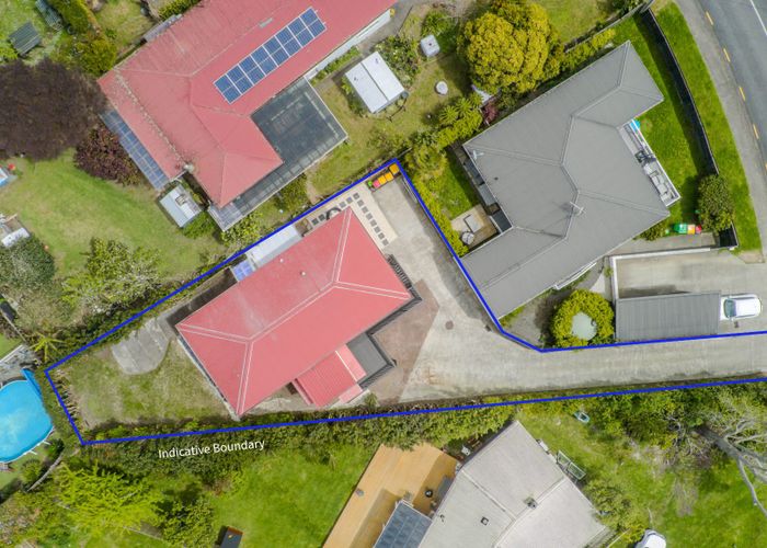  at 7B Lowtherhurst Road, Massey, Auckland