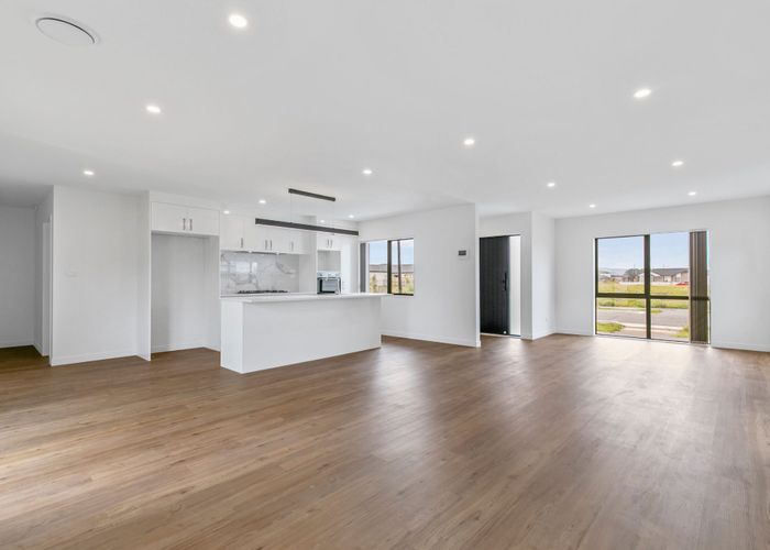  at 9 Hard Beech Street, Takanini, Papakura, Auckland