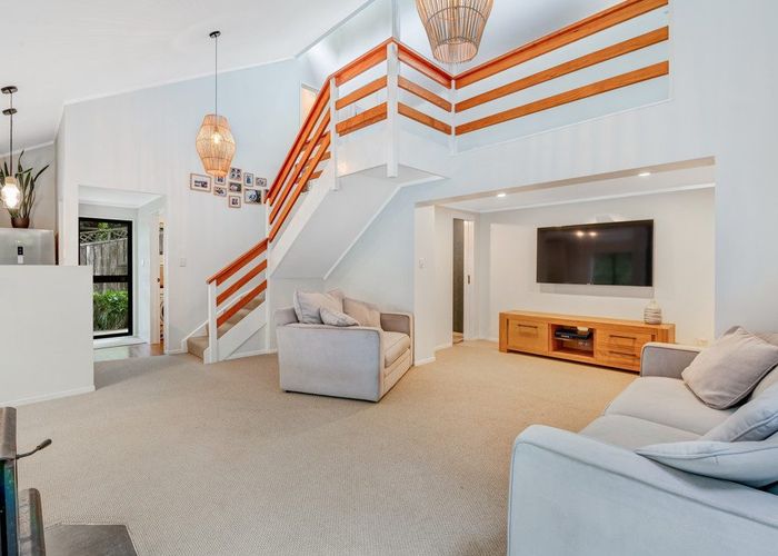  at 7 Emery Grove, Bayview, North Shore City, Auckland