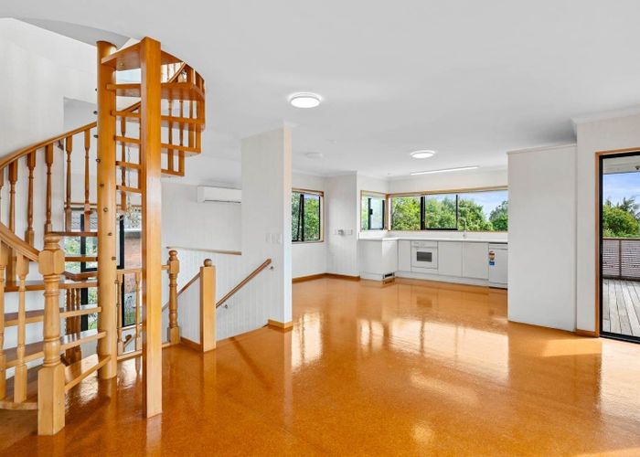  at 11 Moana Avenue, Belmont, North Shore City, Auckland