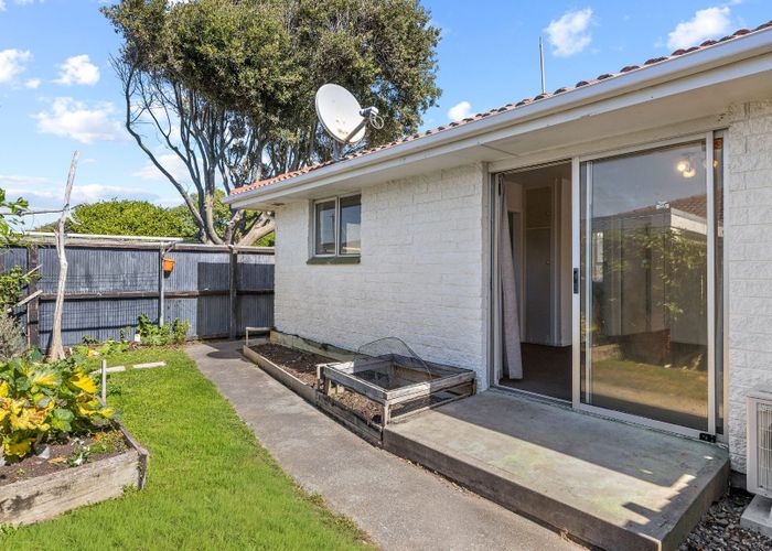  at 5/161 Marine Parade, New Brighton, Christchurch