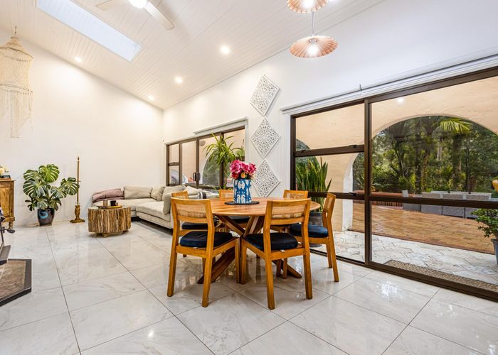  at 719 Scenic Drive, Henderson Valley, Waitakere City, Auckland