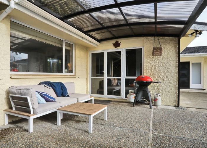  at 106 Black Road, Otatara