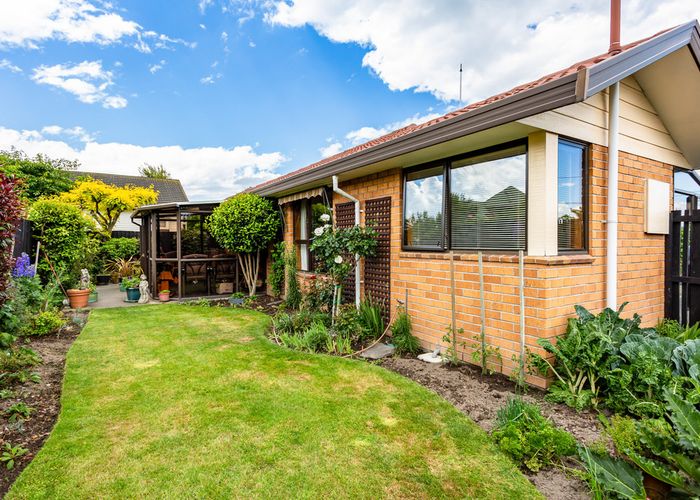  at 2/50 Steadman Road, Broomfield, Christchurch
