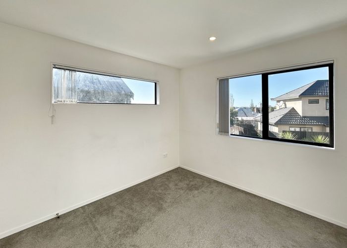  at 12D Kelwyn Road, Kelston, Auckland