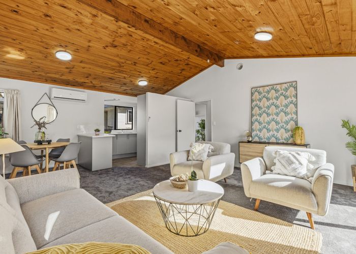  at 2/16 Boundary Road, Papakura, Auckland