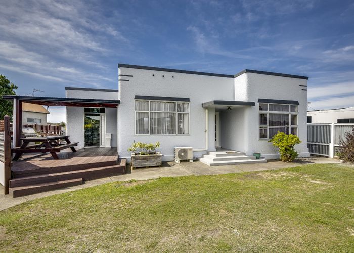  at 1/404 Gloucester Street, Taradale, Napier, Hawke's Bay