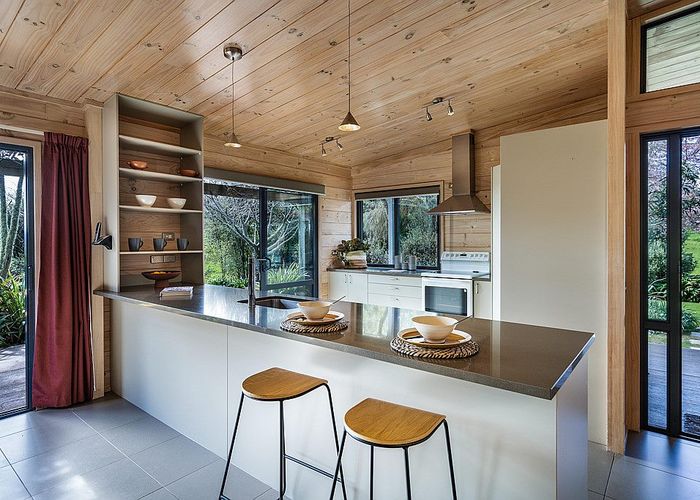  at 5 Hoddy Road, Redwood Valley