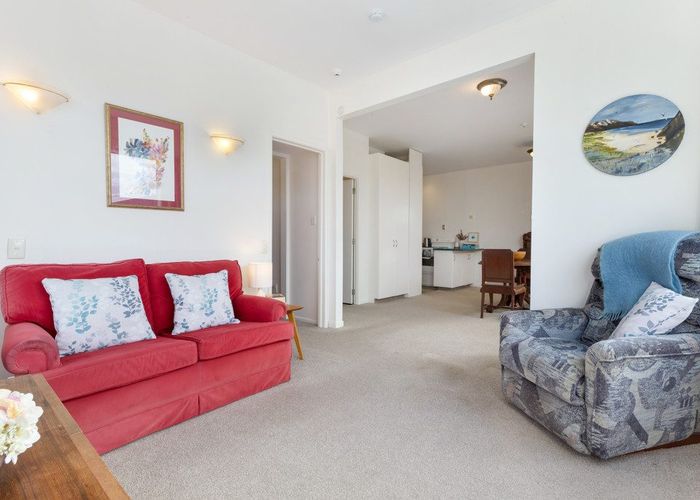  at 10/118 Ocean View Road, Oneroa, Waiheke Island, Auckland