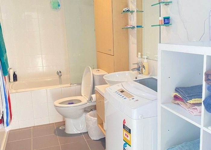  at 4c/221 Great North Road, Grey Lynn, Auckland City, Auckland