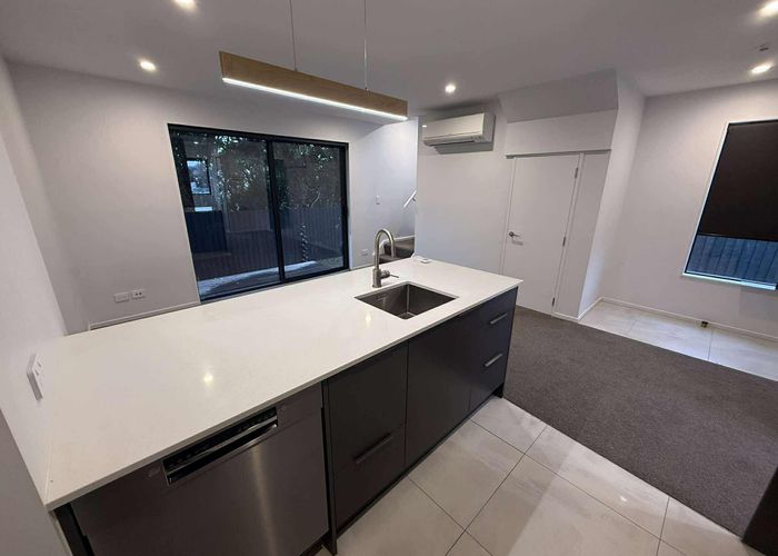  at 20 Kipax Street, Riccarton, Christchurch City, Canterbury