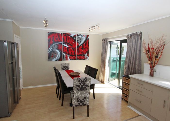  at 27 Surprise Place, Cannons Creek, Porirua