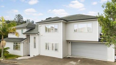  at 684 Beach Road, Browns Bay, Auckland