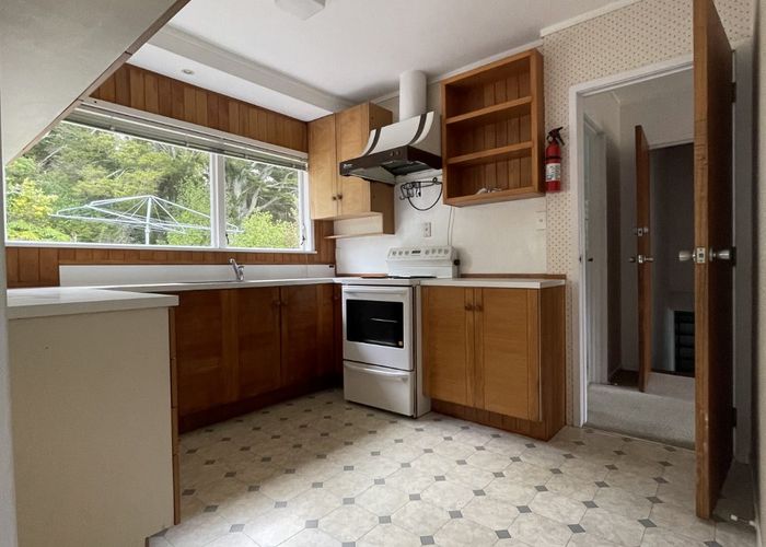  at 70 Mountbatten Avenue, Hillcrest, Auckland