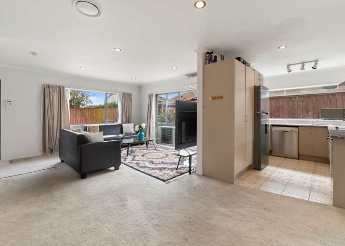 at 11A Seddon Avenue, Papatoetoe, Manukau City, Auckland