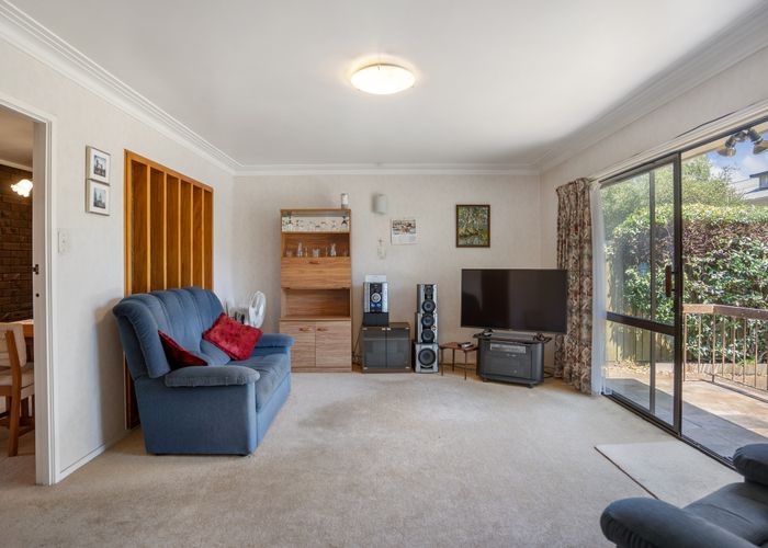 at 4/21 Burch Street, Mount Albert, Auckland