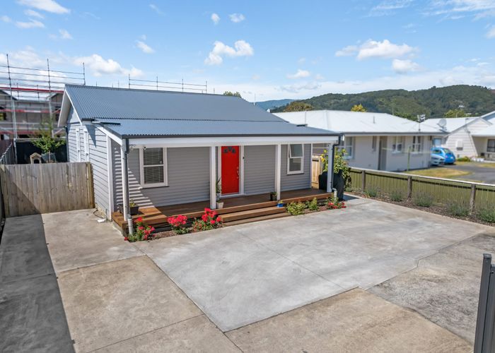  at 27 LIVERPOOL Street, Trentham, Upper Hutt