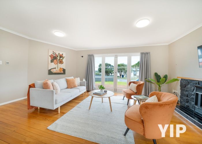  at 54 Batchelor Street, Newlands, Wellington, Wellington