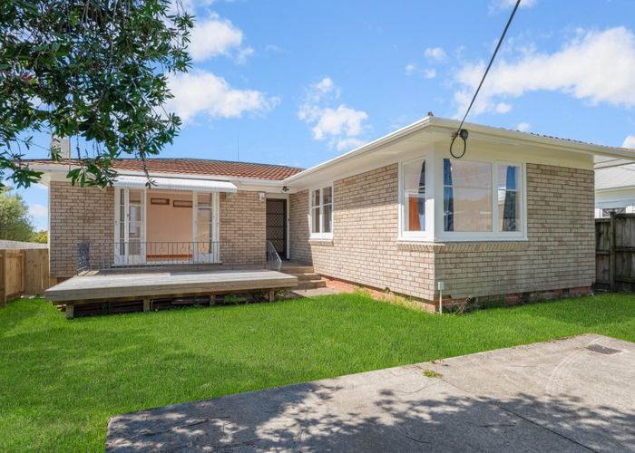  at 799 Te Atatu Road, Te Atatu Peninsula, Auckland