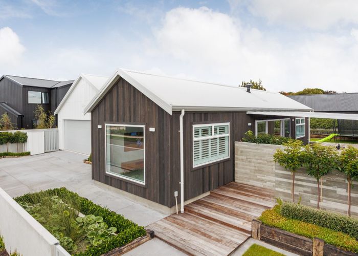  at 48 Memorial Drive, Hokowhitu, Palmerston North