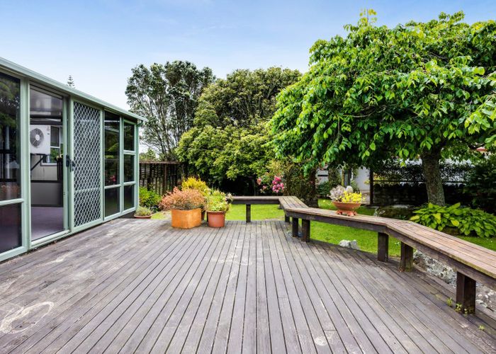  at 878 Oeo Road, Hawera