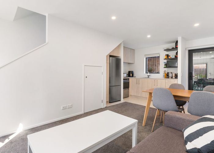  at 6/19 Karamu Street, Te Atatu Peninsula, Waitakere City, Auckland