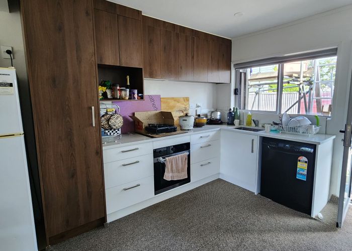  at 4/249 Marua Road, Mount Wellington, Auckland City, Auckland