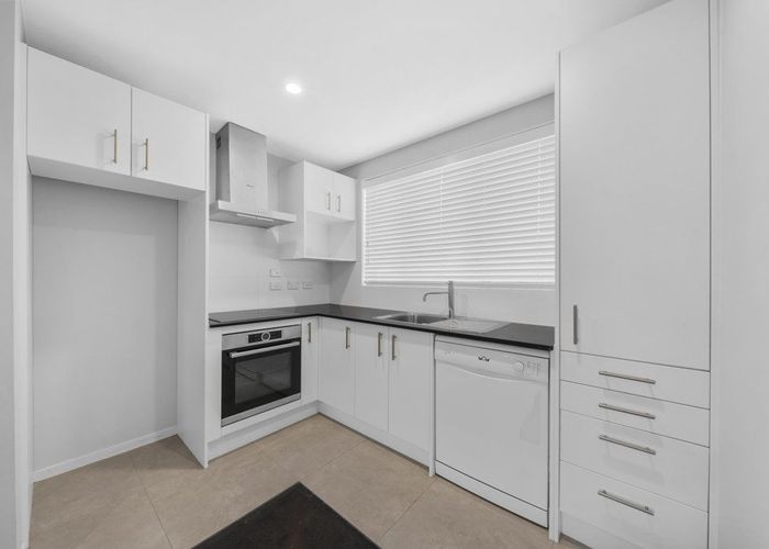  at 15/11 Ray Small Drive, Papakura, Papakura, Auckland