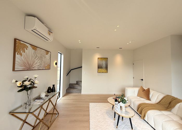  at 4/54 Boakes Road, Mount Wellington, Auckland City, Auckland