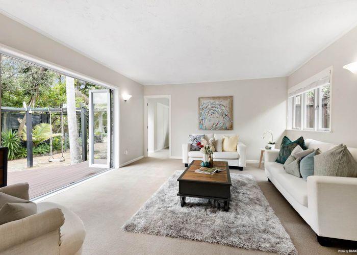  at 88 Saddleback Rise, Murrays Bay, Auckland