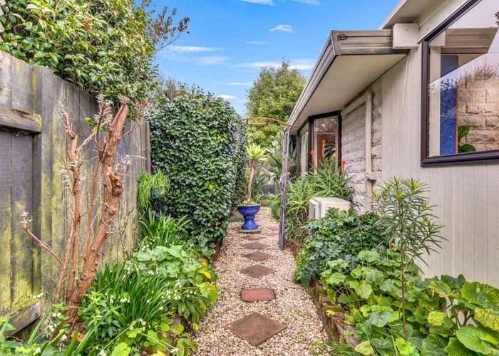  at 3 Caroline Crescent, Highbury, Palmerston North, Manawatu / Whanganui
