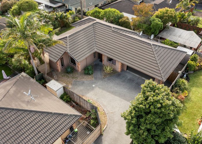  at 22 Corrofin Drive, East Tamaki, Auckland