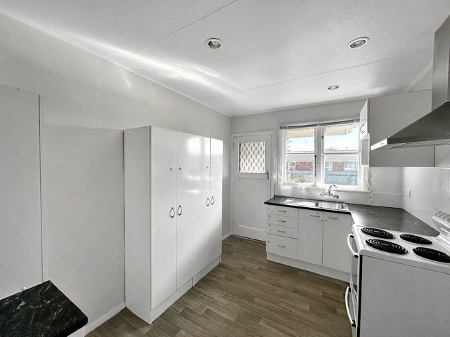  at 99 College Street, Awapuni, Palmerston North, Manawatu / Whanganui