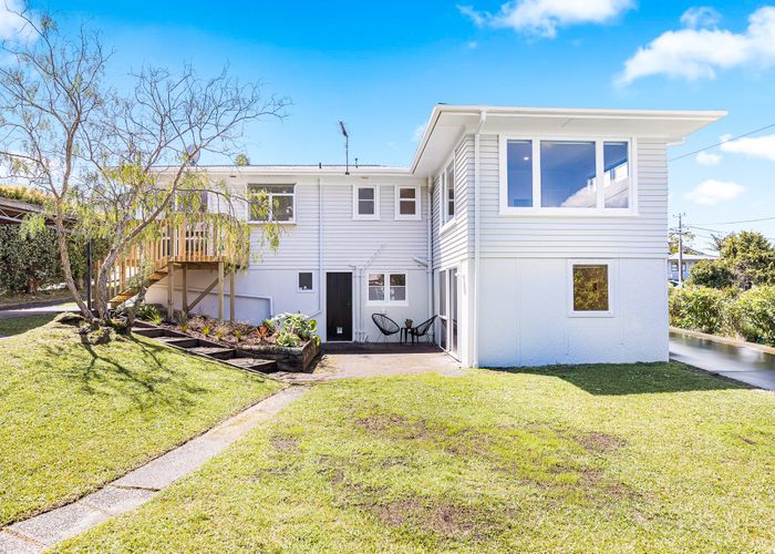  at 14 Belmont Terrace, Milford, North Shore City, Auckland