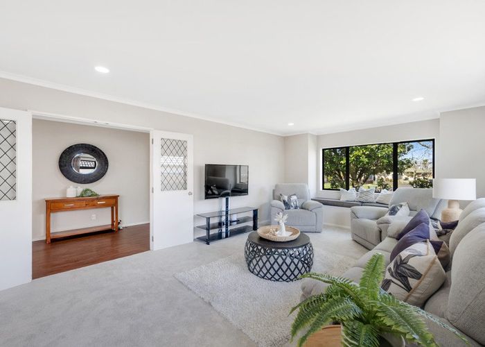  at 12 Dannemora Drive, Dannemora, Manukau City, Auckland