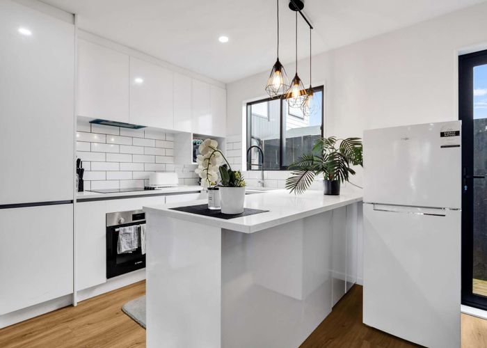  at 1D Churchill Avenue, Manurewa, Manukau City, Auckland