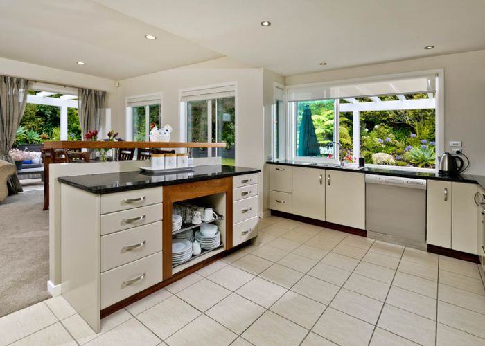  at 11 Oakford Park Crescent, Greenhithe, Auckland