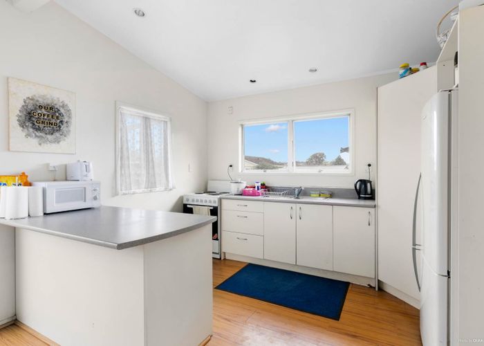  at 22 Mascot Avenue, Mangere, Auckland