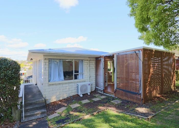  at 1/48 Mirrabooka Avenue, Botany Downs, Manukau City, Auckland