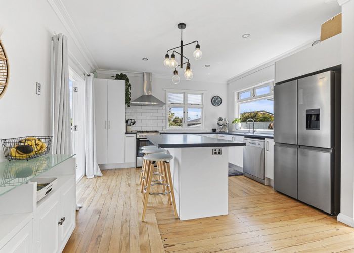  at 130 Seaview Road, Westown, New Plymouth, Taranaki