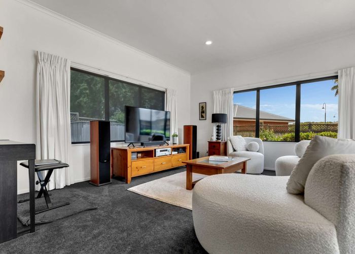  at 4 MacArthur Mews, Rototuna, Hamilton, Waikato