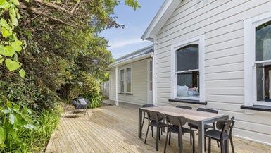  at 122 Washington Avenue, Brooklyn, Wellington