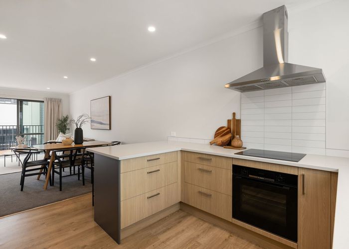  at 6 Ruakiwi Road, Hamilton Lake, Hamilton, Waikato