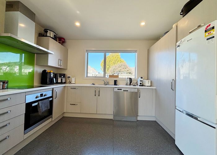  at 27A Centennial Av, Riccarton, Christchurch City, Canterbury